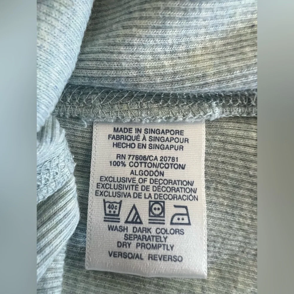 Tommy Hilfiger Light Blue Turtleneck Sweater – Size Small - Picture 7 of 7